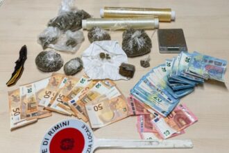 Rimini, 22enne arrestato per spaccio a seguito di un controllo stradale