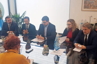 DML attacca il Governo: “Hanno copiato le nostre idee su sandbox e space economy e ora se ne vantano”