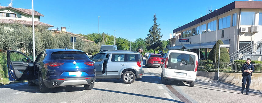 San Marino – Scontro a Valdragone tra due auto. Donna finisce in ospedale