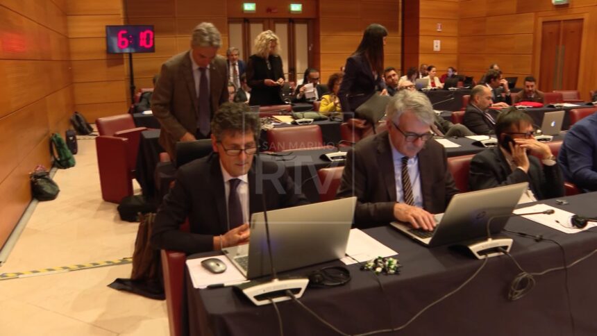 Sanità, affari esteri e affari interni: si apre un’altra intensa settimana politica