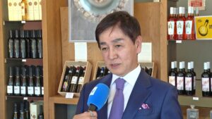 Al Consorzio in visita un medico e sommelier giapponese: “il vino ha proprietà ottime per l’anti-aging”