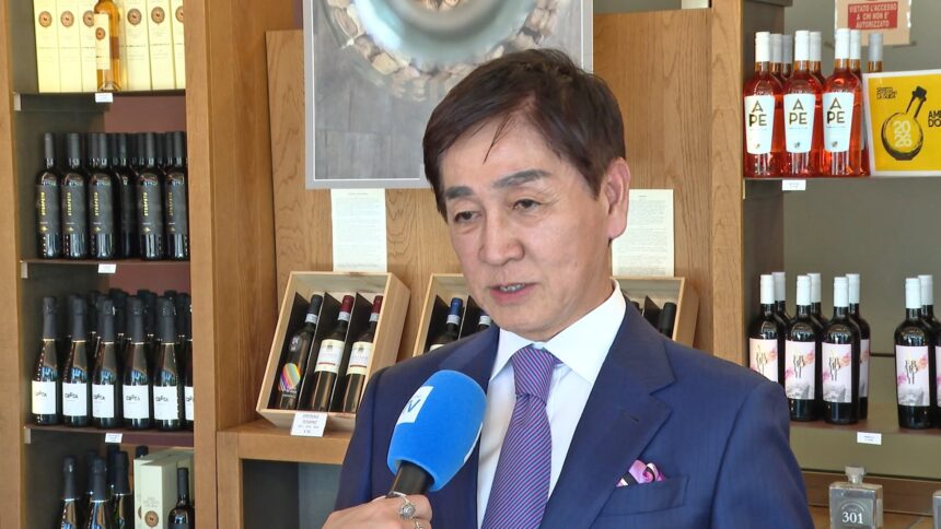 Al Consorzio in visita un medico e sommelier giapponese: “il vino ha proprietà ottime per l’anti-aging”