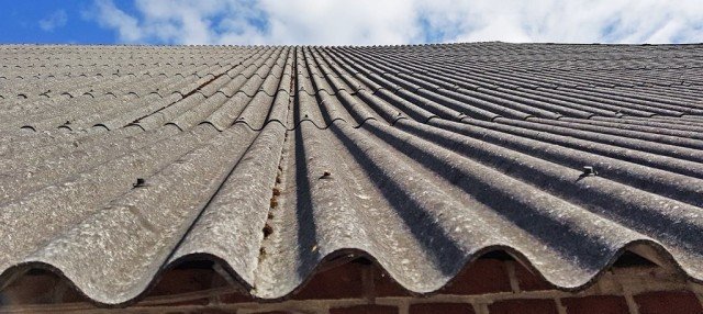 Cronaca. Amianto abbandonato a San Marino: scatta l’allerta ambientale in zona San Michele