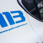 Rimini, tenta di rubare alcolici al supermercato, poi arrestato dalla Polizia di Stato