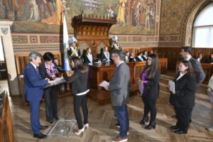 Istanze d’Arengo, tra le richieste dei cittadini l’eliminazione del registro elettronico e il divieto di smartphone per gli under 14