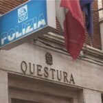 Rimini – Accerchiano una coppia, colpiscono l’uomo alla testa e lo derubano. Arrestati due uomini