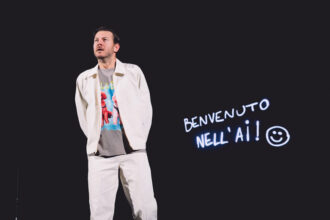 Teatro: Alessandro Cattelan a San Marino con “Benvenuto nell’AI!”