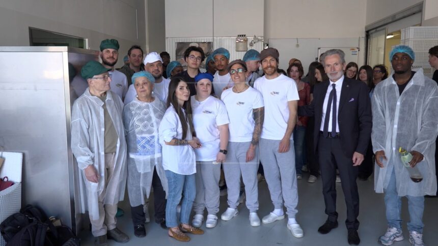 A San Marino studenti francesi imparano come si produce e commercializza la pasta