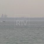 Stretto di Hormuz, l’Iran limita il passaggio a 15 navi al giorno. Trump: “Non è l’accordo previsto”