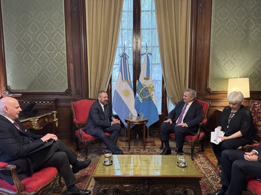 San Marino, il Segretario di Stato Beccari in visita ufficiale a Buenos Aires: ratifica vicina per la Convenzione sulla Previdenza Sociale e nuovi progetti con l’Argentina