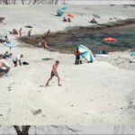 La “qualsiasità” della stagionalità di Cattaneo nel nome di Zavattini