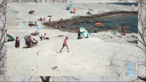 La “qualsiasità” della stagionalità di Cattaneo nel nome di Zavattini