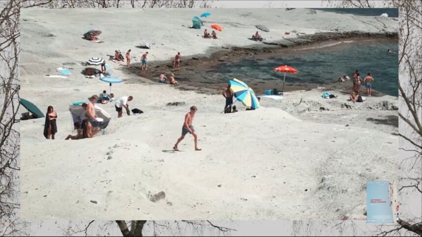 La “qualsiasità” della stagionalità di Cattaneo nel nome di Zavattini