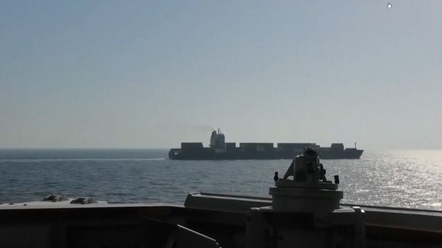 Tensione nel Golfo dell’Oman, gli Usa sequestrano nave iraniana: Teheran minaccia ritorsioni