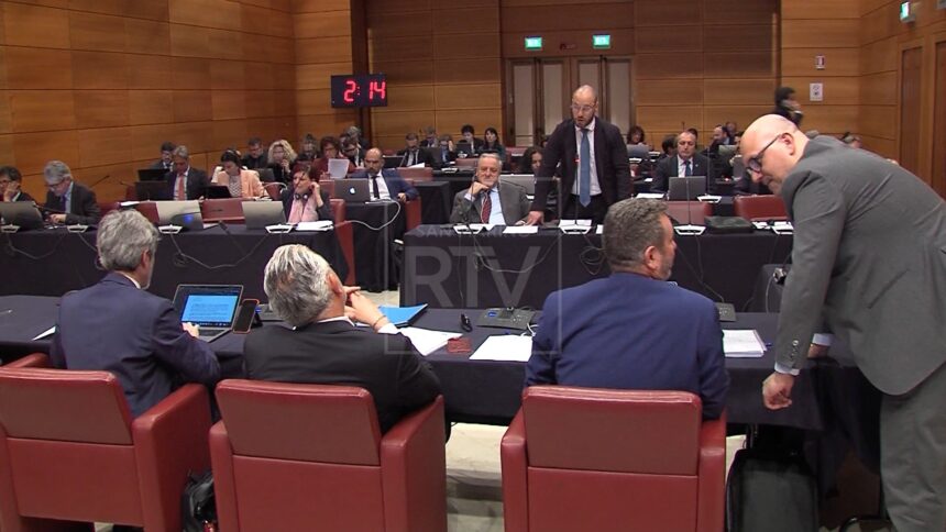 “Caso Pedofilo”: in esame il pdl dell’opposizione per l’istituzione di una commissione d’inchiesta politica