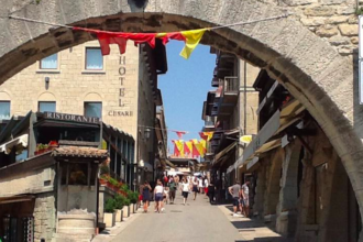 San Marino. Cronaca. Lite al P6. ”Il posto è mio” ed una rumena di 50 anni colpisce un sammarinese quarantenne