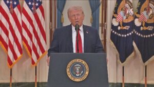 Medio Oriente, minacce tra Usa e Iran: listini in discesa e greggio in rialzo