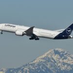 Lufthansa riduce i voli estivi: cancellate 20mila tratte 22 aprile 2026 Il caro carburante causato dalla guerra in Medio Oriente ridisegna il trasporto aereo. Attesa per il piano UE per correre ai ripari