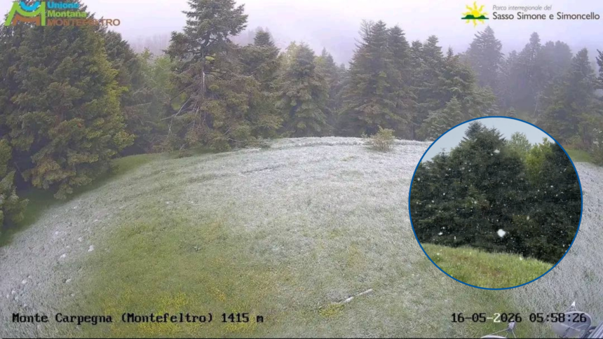 Neve sul Carpegna a metà maggio. Da domani, torna il sole sulla Romagna
