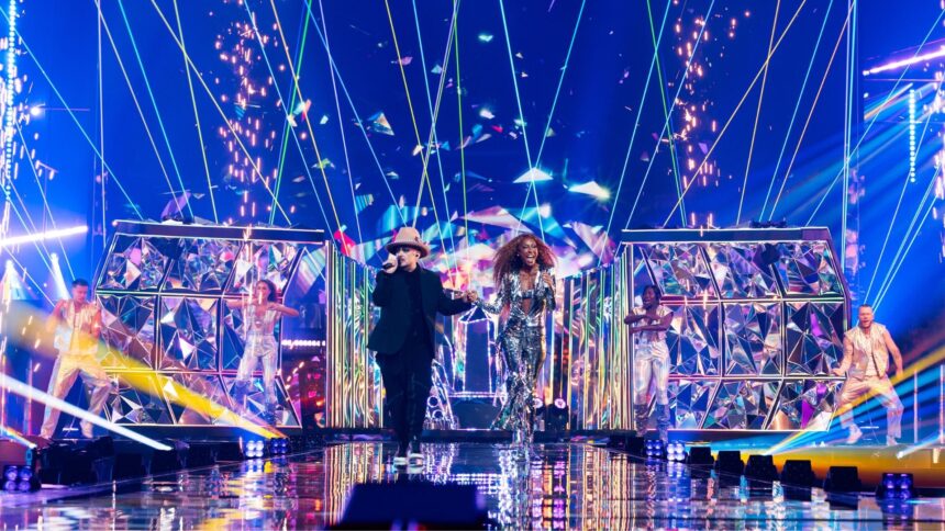 Eurovision, Senhit e Boy George mettono a punto la performance: luci e specchi per uno show “camp”