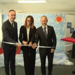 Alla Scuola dell’Infanzia, una mostra immersiva per bambini e famiglie. All’inaugurazione la Reggenza