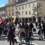 Sciopero USB. Una manifestazione a Rimini: più welfare, meno spese militari