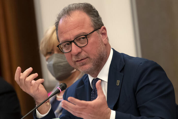 San Marino al centro della diplomazia e del confronto istituzionale – Visita di Giorgio Mulè e ripresa dei lavori sulla cittadinanza