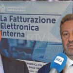 Fatturazione elettronica interna, da giugno la fase di test: il progetto presentato alle imprese 26 maggio 2026 Incontro pubblico alla Sala Montelupo di Domagnano con il segretario alle Finanze Gatti: un passo in avanti verso l’introduzione della normativa