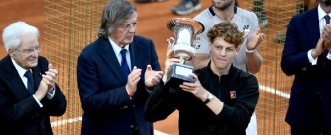 Tennis: dopo 50 anni un italiano torna a vincere gli Internazionali di Roma PANATTA E SINNER, COSÌ UGUALI COSÌ DIVERSI … del direttore Fabrizio Maffei