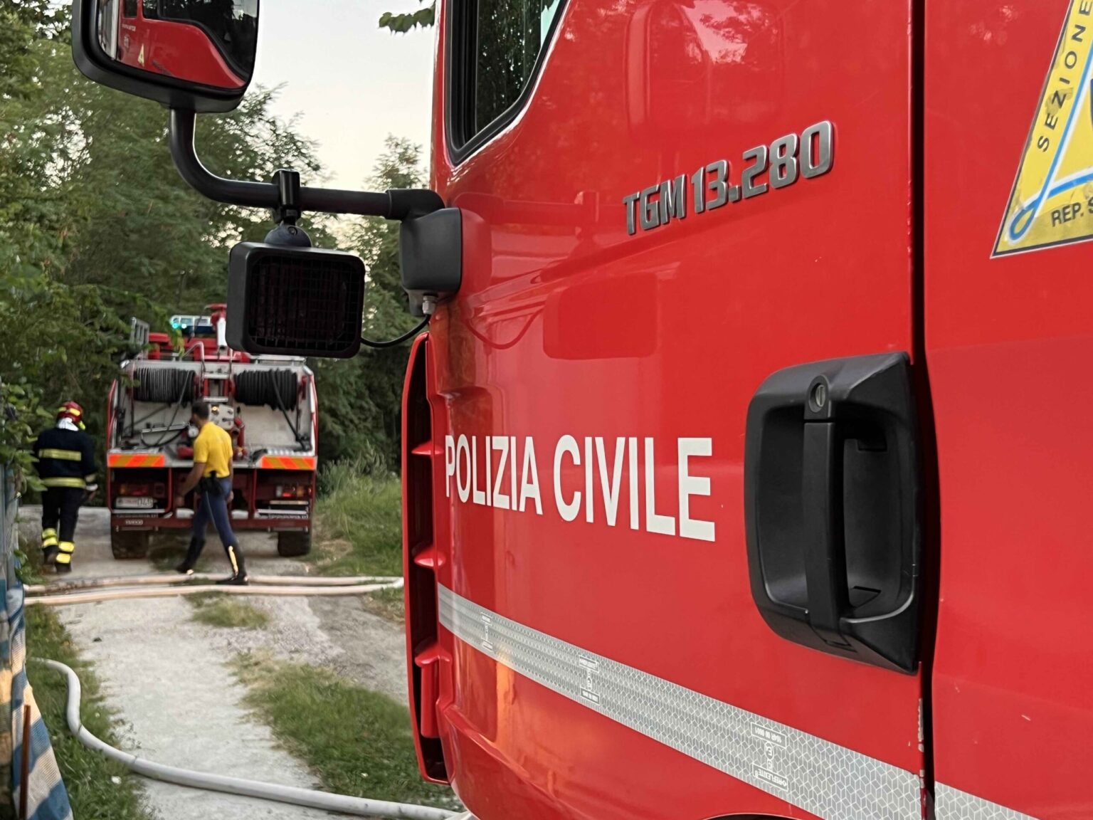 Cronaca, San Marino. Principio d’incendio all’interno della chiesa di Borgo Maggiore del Suffragio: intervento di una squadra della Sezione Antincendio del Corpo della Polizia Civile