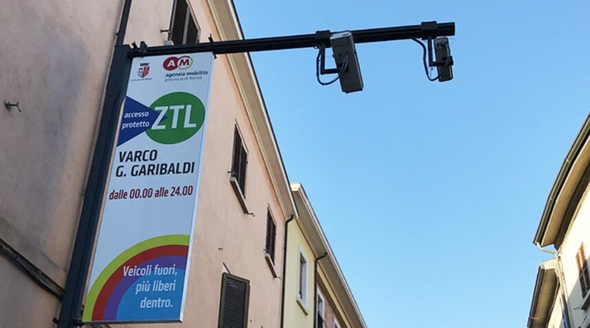 Ztl nel mirino: 14mila multe in quattro mesi. Oltre 100 sanzioni al giorno