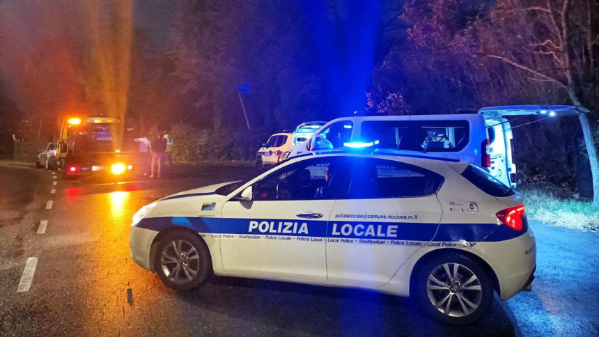 Neopatentata contromano ubriaca: rischia 5.000 euro di multa e l’arresto
