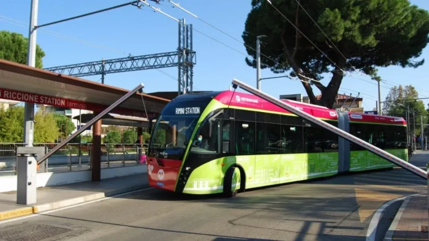 Lavori al capolinea del Metromare a Riccione, limitazioni di orario e percorso