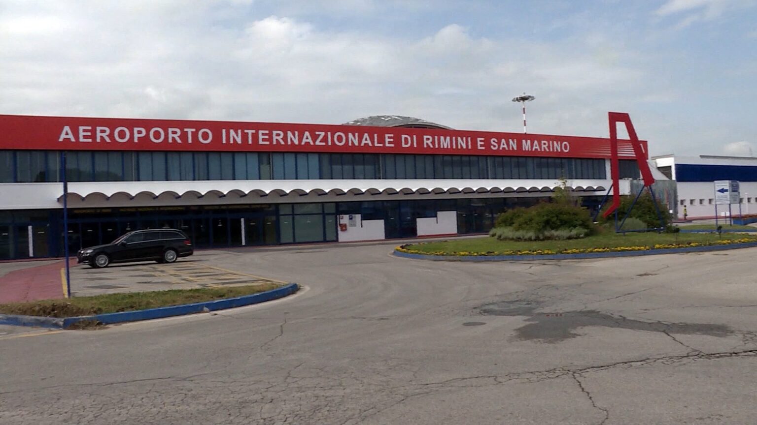 Il Fellini decolla: aprile con quasi 44mila passeggeri