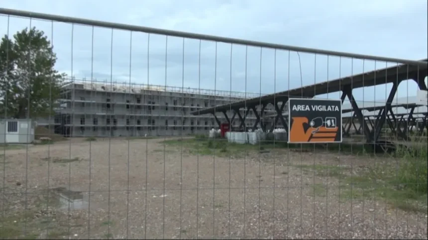 Area Ghigi, ecco le risorse per completare i campi e coprire l’edificio centrale
