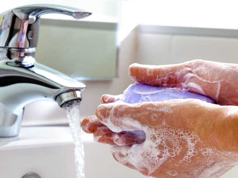 Igiene delle mani: un’azione che protegge e salva le vite