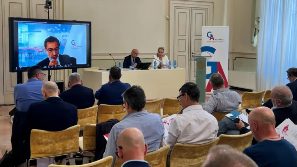 Spiagge, un confronto promosso dagli esperti. Ridolfi: ‘studiate i primi bandi’