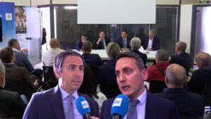Caro carburanti, il settore del turismo preoccupato per cancellazione dei voli. Tavolo con il governo