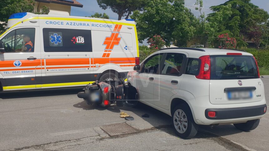 Auto travolge scooter sulla SP50, uomo trasportato al Bufalini in gravi condizioni [FOTO]