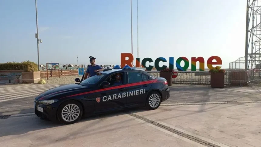 Minorenni con lame a seguito. Due arresti dei Carabinieri a Riccione
