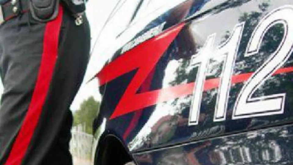 Insulti e minacce di morte anche ai familiari in patria. Tre uomini nei guai