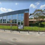 Scuola San Salvatore senza prima. Botta e risposta in Consiglio a Rimini