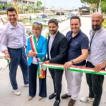 Taglio del nastro per la nuova banchina del porto canale di Riccione