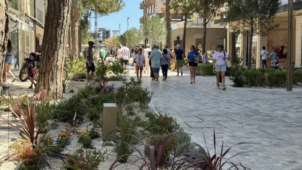 Riapre il salotto di Riccione: inaugurato il secondo tratto di Viale Ceccarini