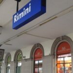 Controllo sul treno degenera: 32enne arrestato dopo l’aggressione