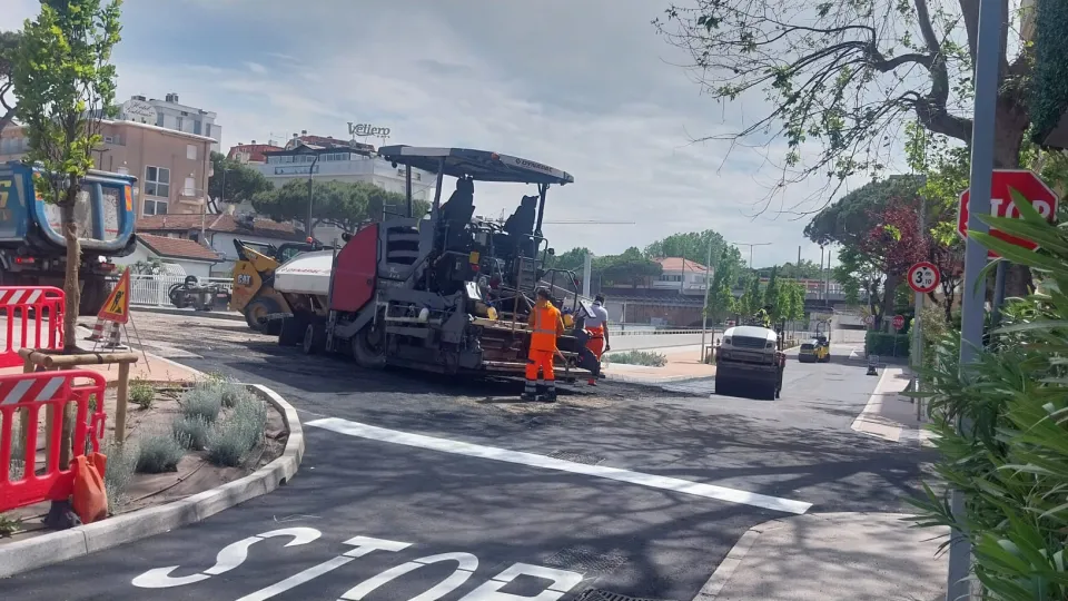 Lavori su via Bellini terminati in anticipo: strada riaperta