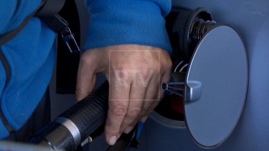 Carburanti: sconto Smac da 20 cent e taglio accise prorogato al 5 giugno