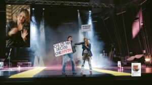 Vestire la protesta in poesia