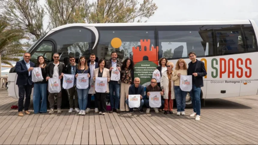 In giro per la Romagna con “A spass”, il bus che coniuga turismo ed esperienze