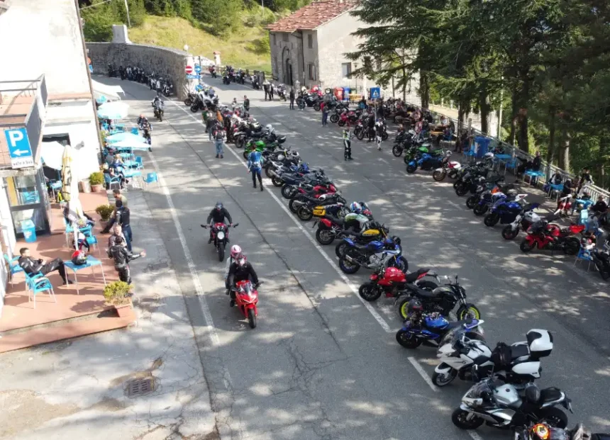Centinaia di Motociclisti in Romagna: Un Grido di Speranza per le Malattie Rare